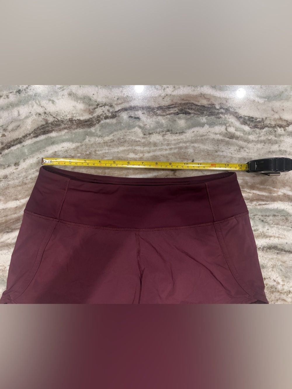 RARE lululemon athletica Run times short *4-way stretch 4” Size 4 LIKE NEW - Picture 6 of 8